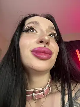 Molly__Moon webcam