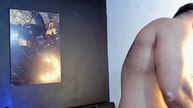 Big_furry_bear13 webcam
