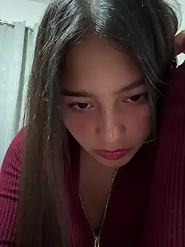 Saraaaaaaxnx webcam