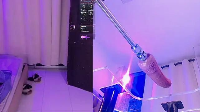 PamelaAddams_ webcam