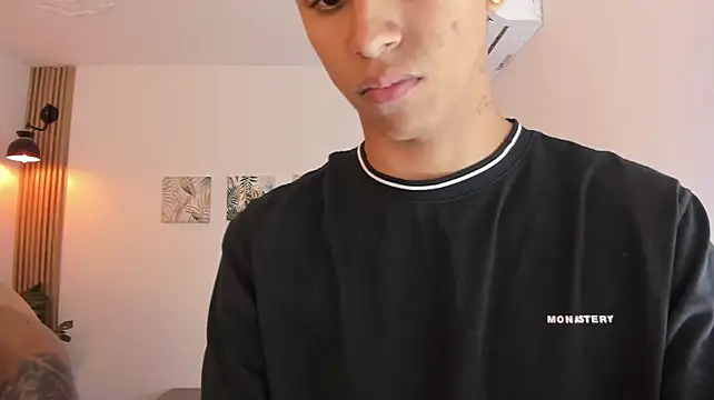 Fun_BoysW webcam