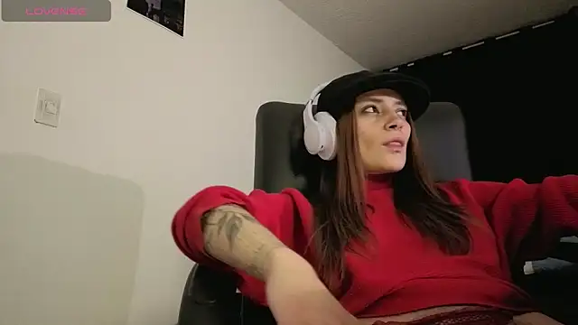 Hat_girl webcam