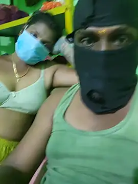 Honeyrani33 webcam