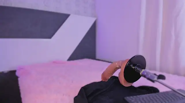 Lily_StClair webcam