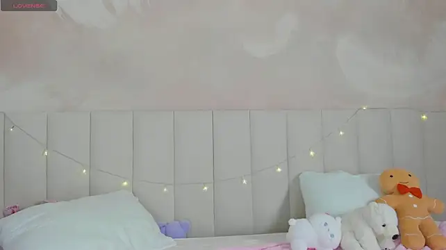AdeleSilvy webcam