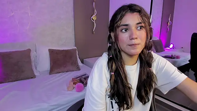 cristin_collins webcam