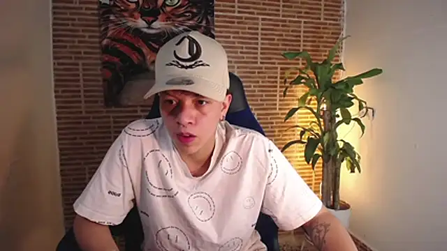 Asher_addamss_ webcam