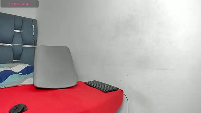 cyndycranforsquirT webcam