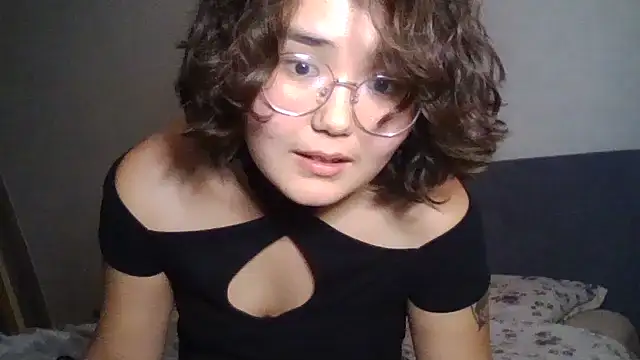 Nana_Bublle webcam
