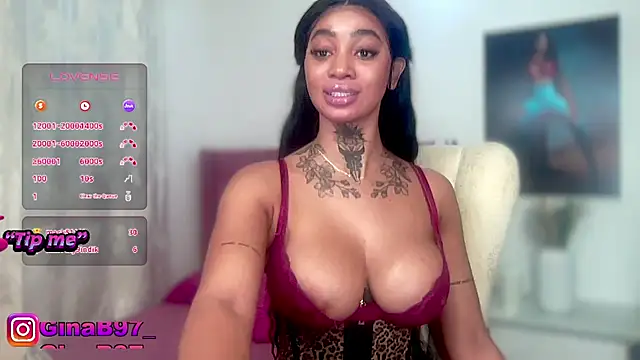 GinnaBolton webcam
