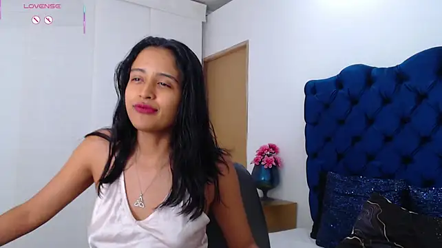 Lili666_ webcam