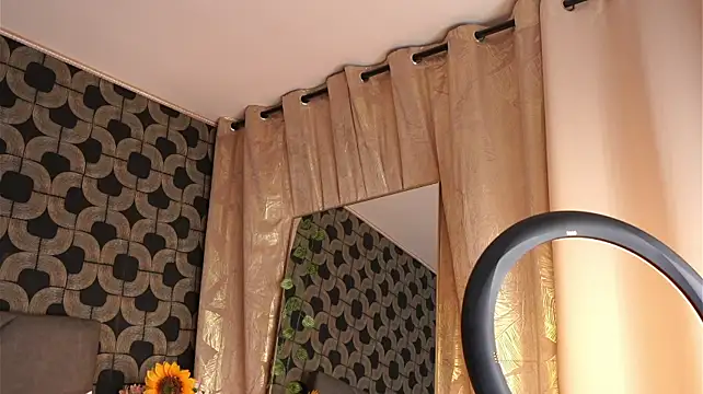 IsabelaWhite live sex cam