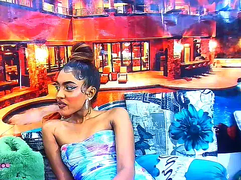 IndianPretty14u2Luv webcam