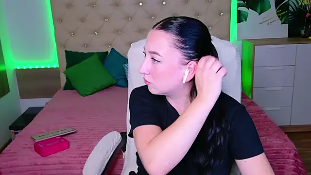 AVA_MAXIMUS webcam