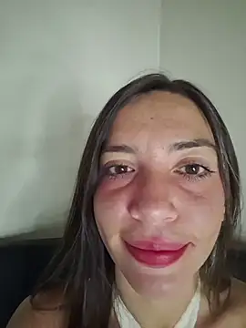 loveuu-bae webcam