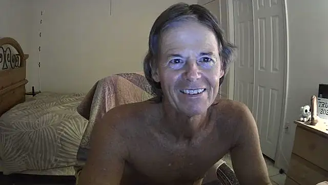 nakeedcowboi65 webcam
