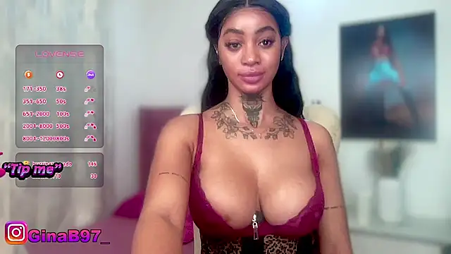 GinnaBolton webcam