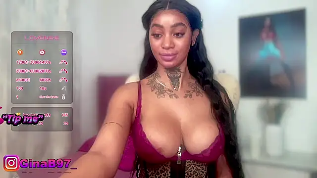 GinnaBolton webcam