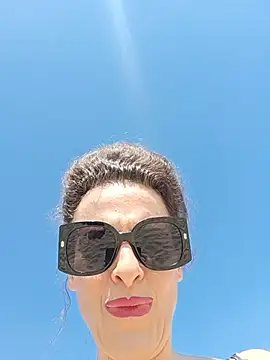 RebeccaNoble webcam
