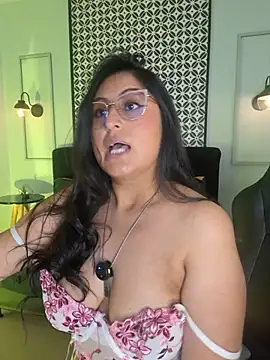 Amber_gold_ webcam