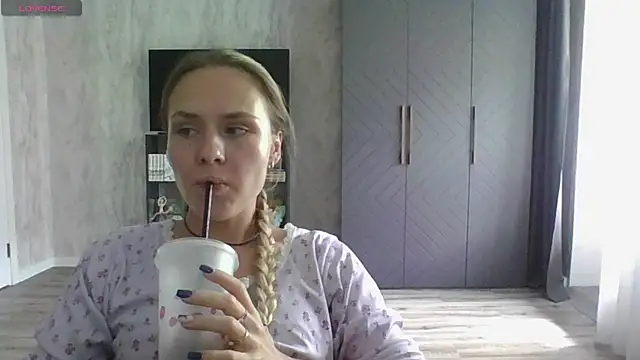 Annie_Cohn webcam