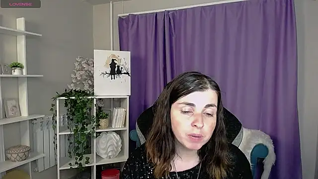 MartaEdams webcam