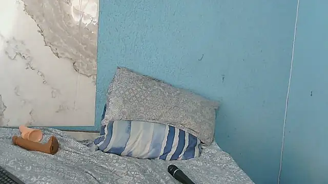 BustyXhosaBaddie webcam
