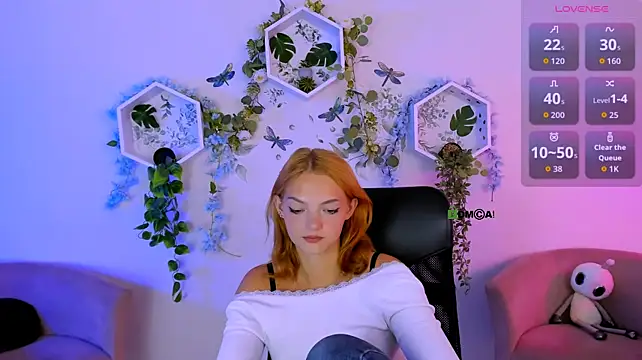 melody_sky_ webcam