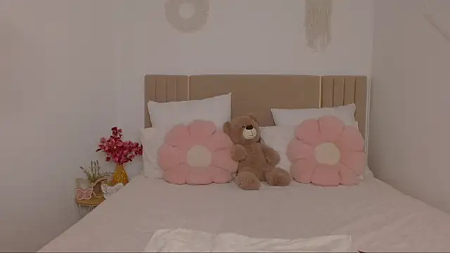 BabyyBunny- webcam