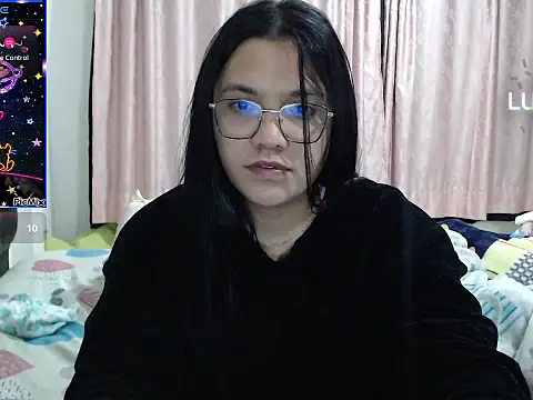 Andrea_hottest_angel live cam on StripChat