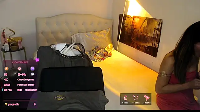NinaDOM4CUM webcam