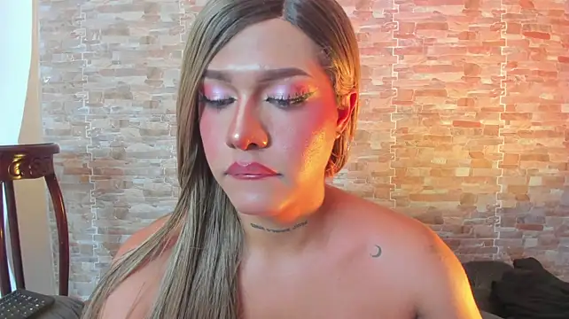 Dreams_Chloe webcam