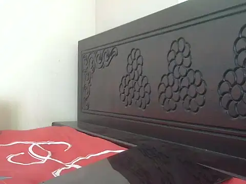Zara5289 webcam