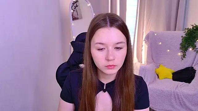 RileyBloomss live cam on StripChat