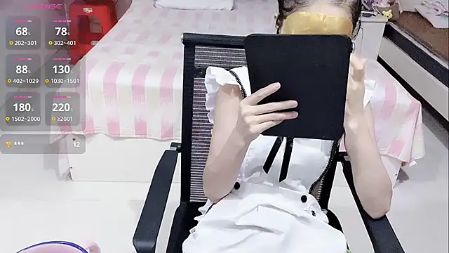 miaomiao-99 webcam