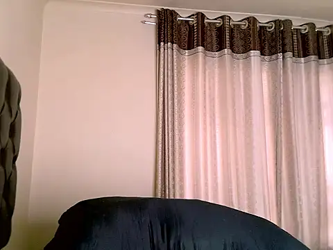 eroticbeauty37 webcam