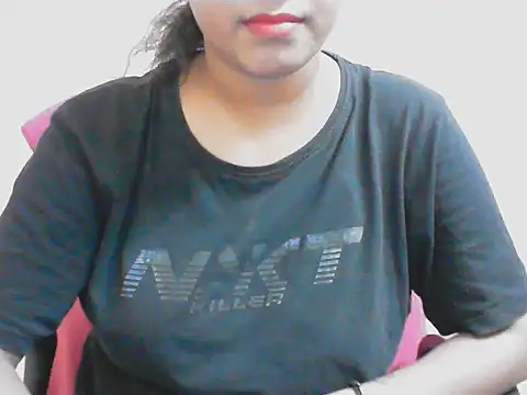 LovingPihu webcam