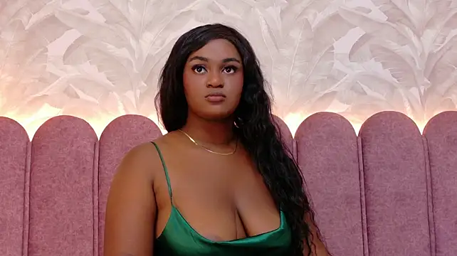 Noa_Adams webcam