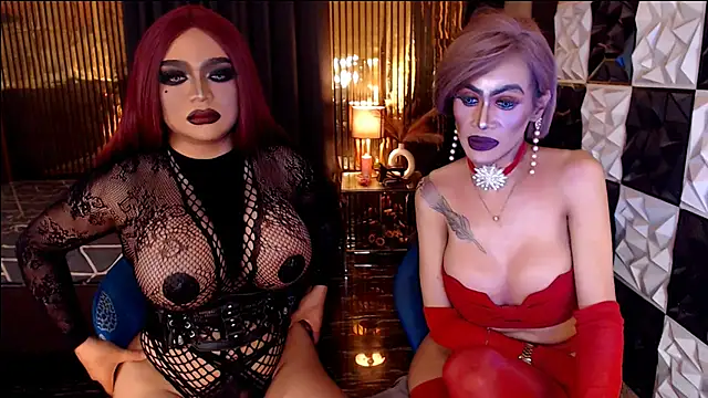 MonstrousCockDiva webcam