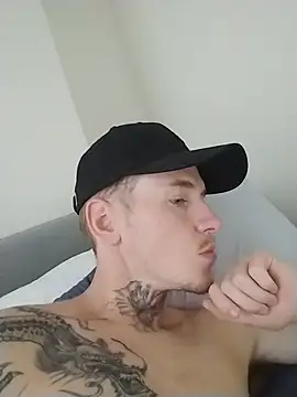 AceMonroe webcam
