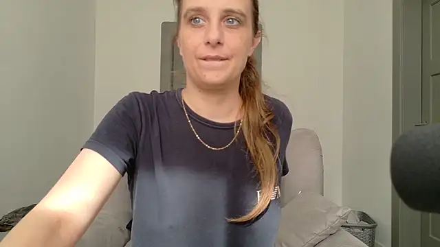Chantalee webcam