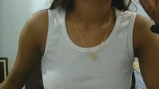 Aarti_misty71 webcam