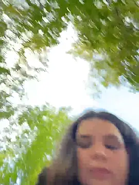 SnowWhiteSin webcam