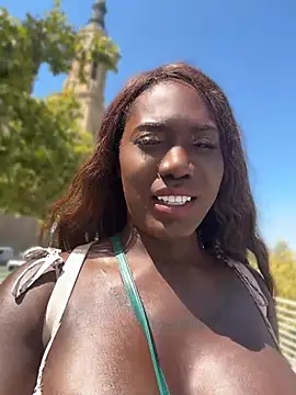 blackhotpartyts webcam