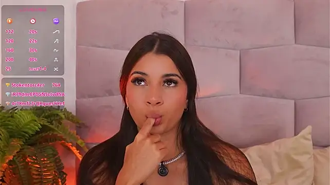 AnitaKariri webcam