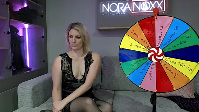 NoraNoxx ✋ online sex chat
