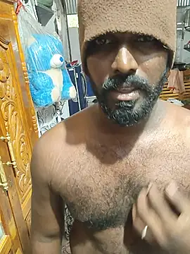 bigandhuge45 webcam