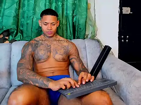 Jared_Kushhs webcam