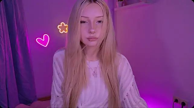 SashaQuin webcam