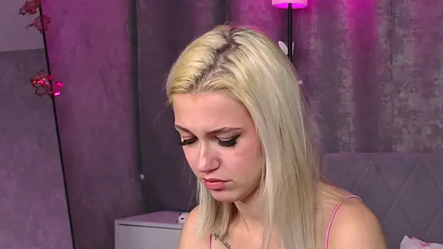 ChloexBarbie webcam
